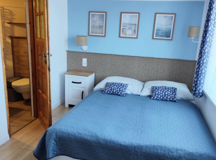 Szanta Pok&oacute;j 2-osobowy z prywatna łazienką?v=1.0.1